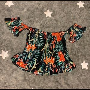 Jungle leaf crop top w/ free jumpsuit 🍃